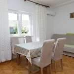 By The Sea Grebastica, Sibenik - 4881 Apartment *
