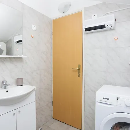 Apartament By The Sea Grebastica, Sibenik - 4881