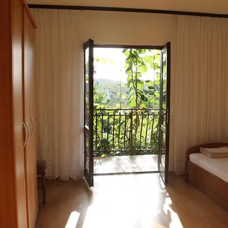 By The Sea Grebastica, Sibenik - 4881 *